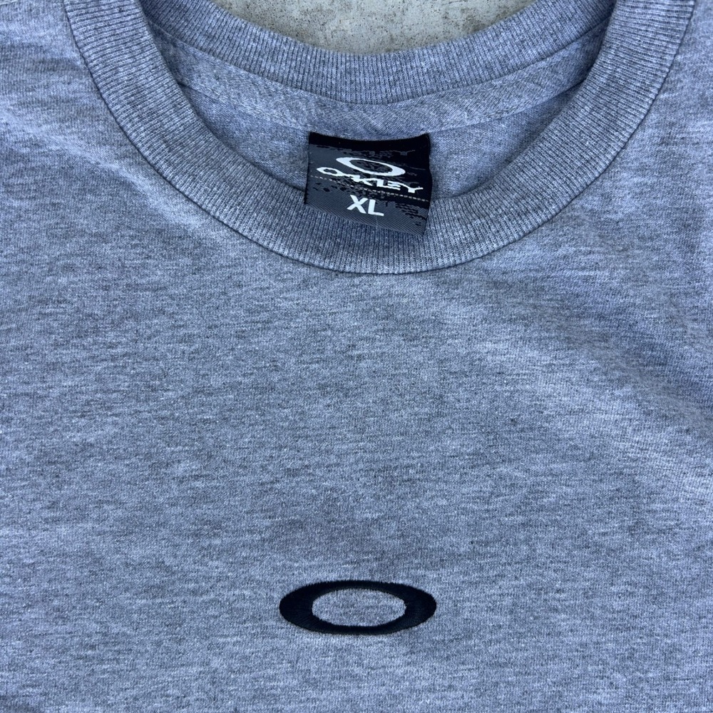 Oakley T Shirt XL Grey Vintage 90s Software Center Logo Embroidered Gorpcore - Picture 3 of 6